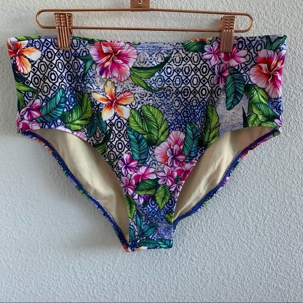 NWOT Swimsuits For All Tropical Floral Bottom 14